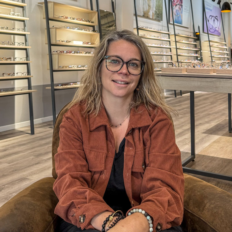 Laurence du magasin Les P'ti Opticiens à Chasse-sur-Rhône