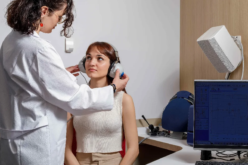 Test de l'audition chez Les P'ti Opticiens à Chasse-sur-Rhône et Bourg-lès-Valence